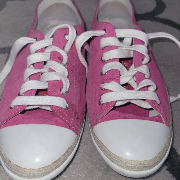 Prada flat lace up shoe. - Picture 2 of 6